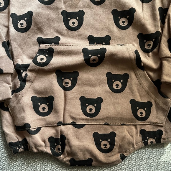 Bear Onsie with Pockets - Picture 4 of 4